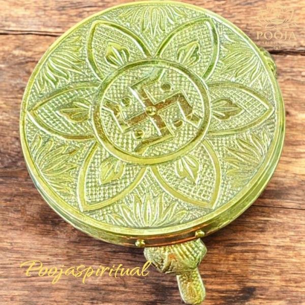 Brass statue stand / vilakku or Diya stand /Mukkali Weight: 500g (1pair)