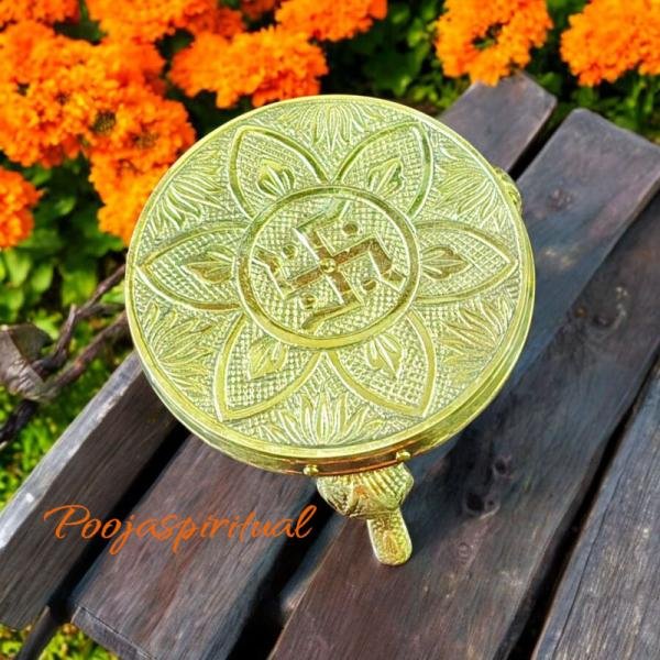 Brass statue stand / vilakku or Diya stand /Mukkali 300g[1 Pair]