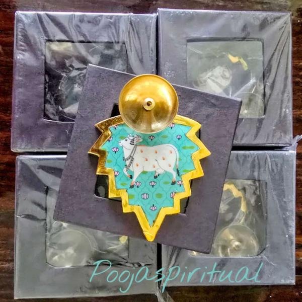 Beautiful Pichwai Diya with Transparent Window Box
